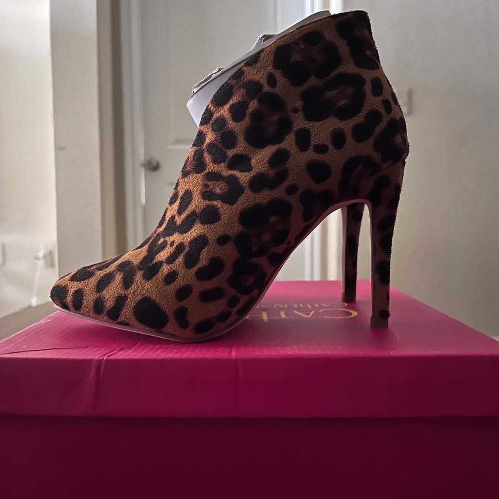 Booties - Picture 3 of 3